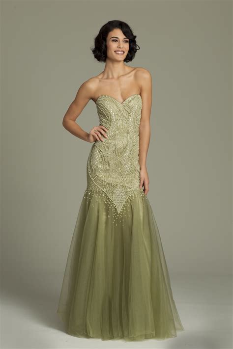 designer elegant evening gowns.